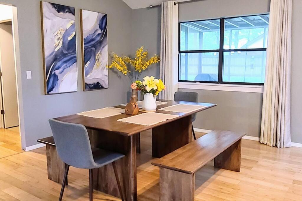 Centrally Located In Rogers And Bentonville! -Private Rooms Bagian luar foto