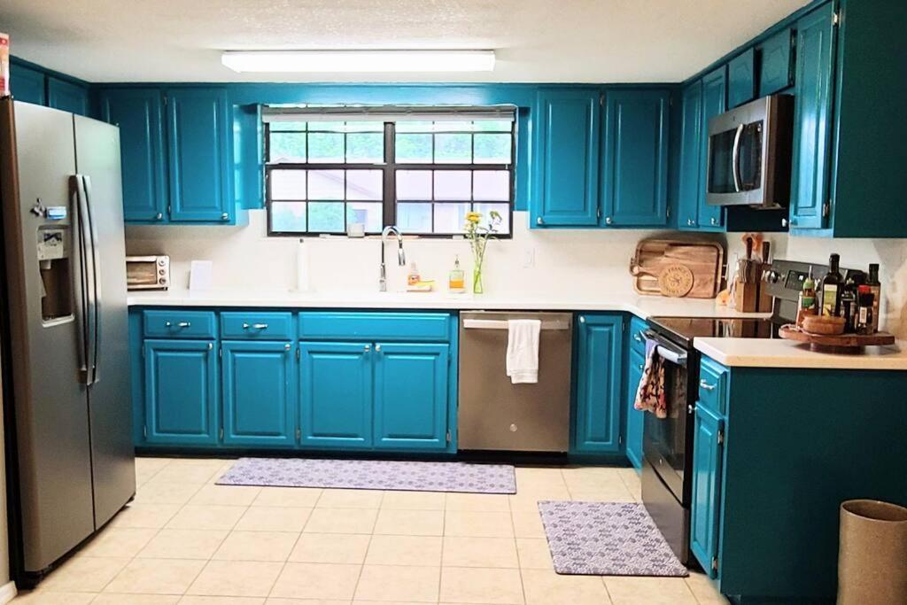 Centrally Located In Rogers And Bentonville! -Private Rooms Bagian luar foto